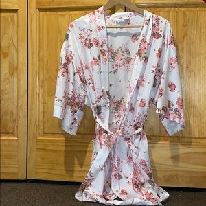 Icing women’s bathrobe